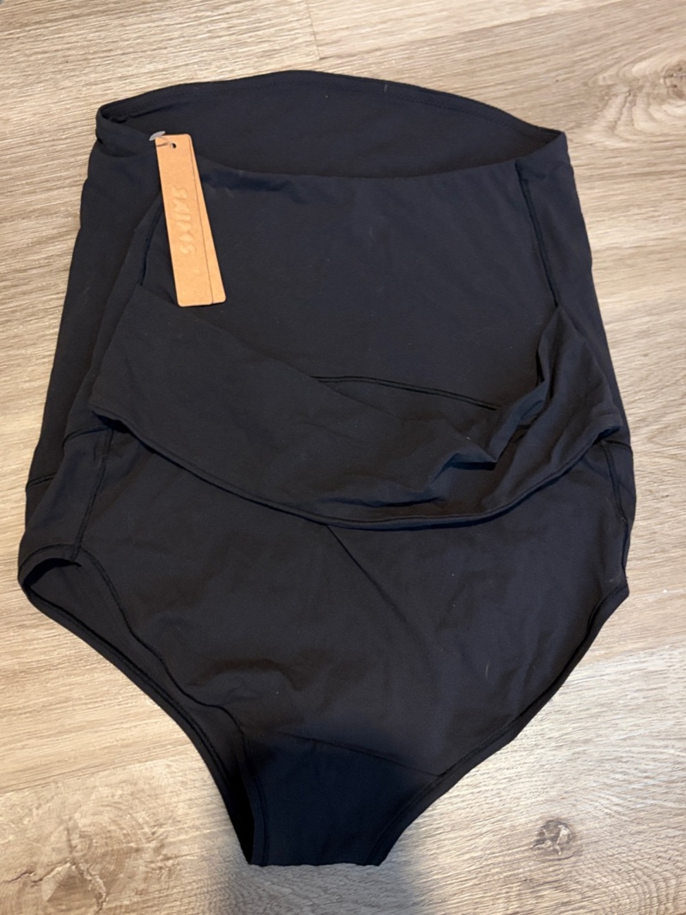 SKIMS NWT! Maternity banded Shapewear Briefs